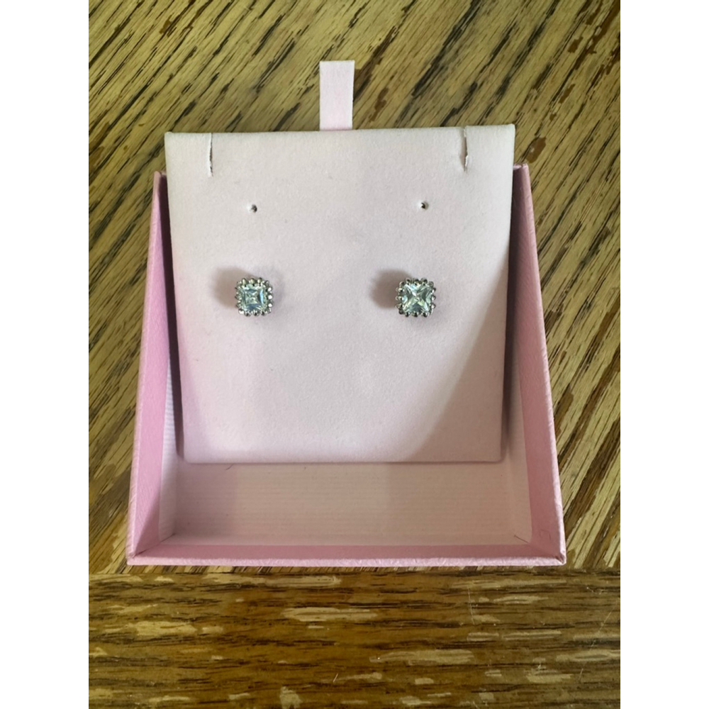 Swarovski‎ Element Princess Cut Stud Earrings .25" | Sparkling Silver Tone